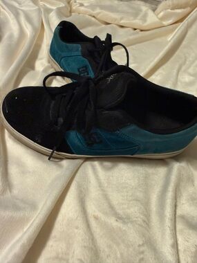 DC Chris Cole Pro Skate Shoes • Teal & Black • Vintage Skate Era   Women’s/Boys
